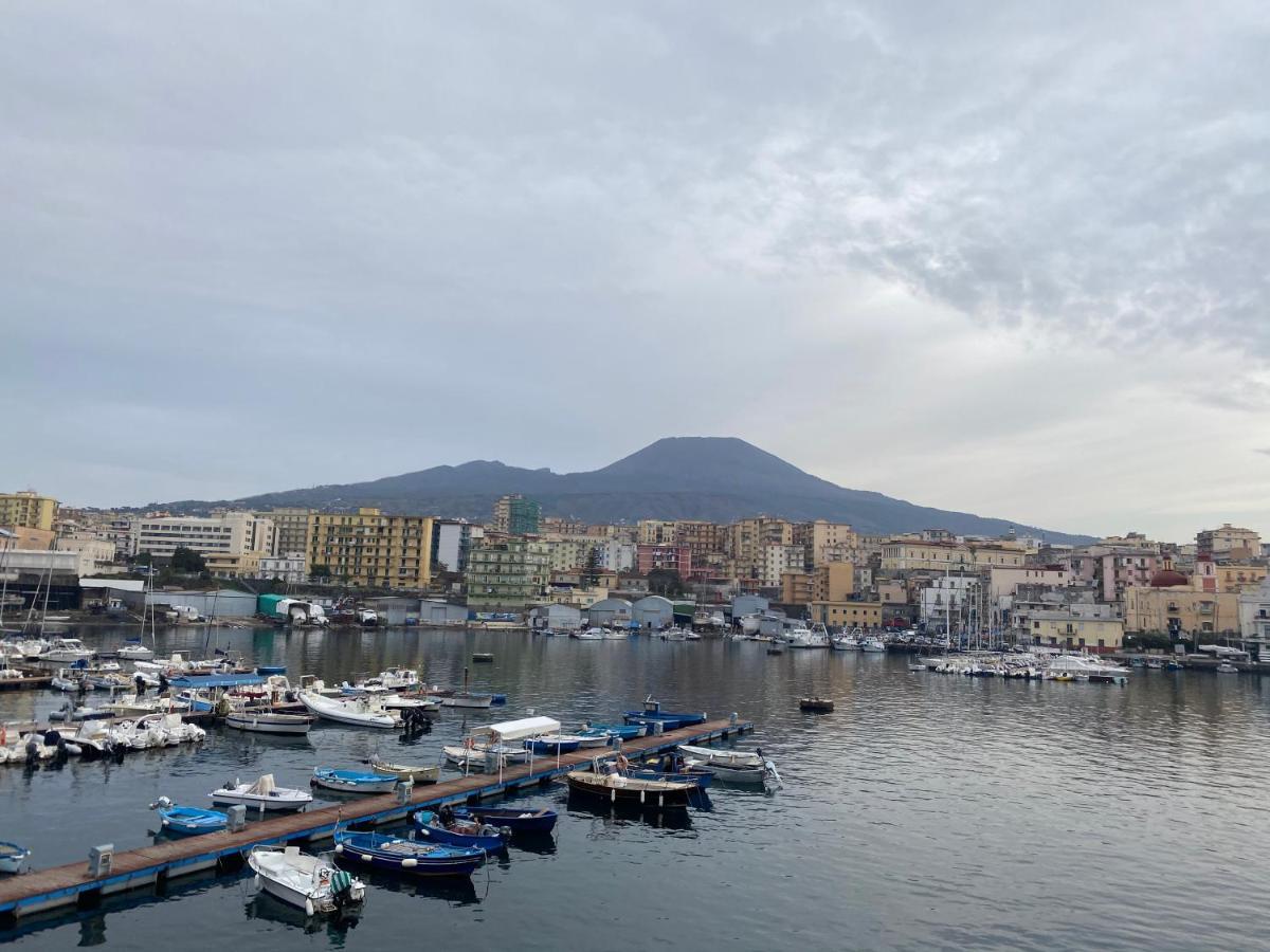La Via Del Mare Acomodação com café da manhã Torre del Greco Exterior foto