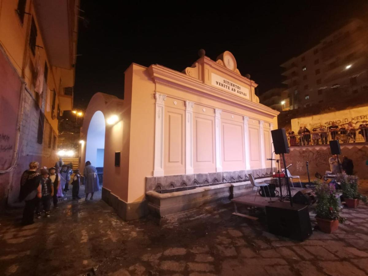 La Via Del Mare Acomodação com café da manhã Torre del Greco Exterior foto